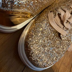 New Cape Robbin Rose Gold Glitter Sneakers Size 10